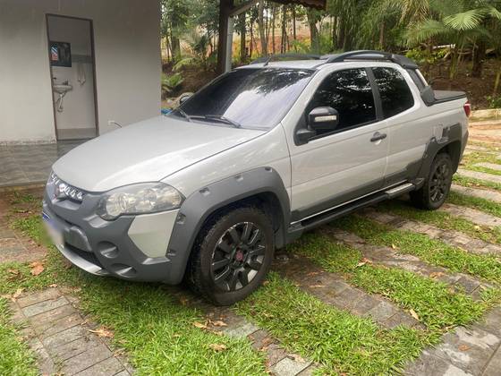 FIAT STRADA 1.8 MPI ADVENTURE CD 16V FLEX 3P AUTOMATIZADO FIAT STRADA 1.8 MPI ADVENTURE CD 16V FLEX 3P AUTOMATIZADO